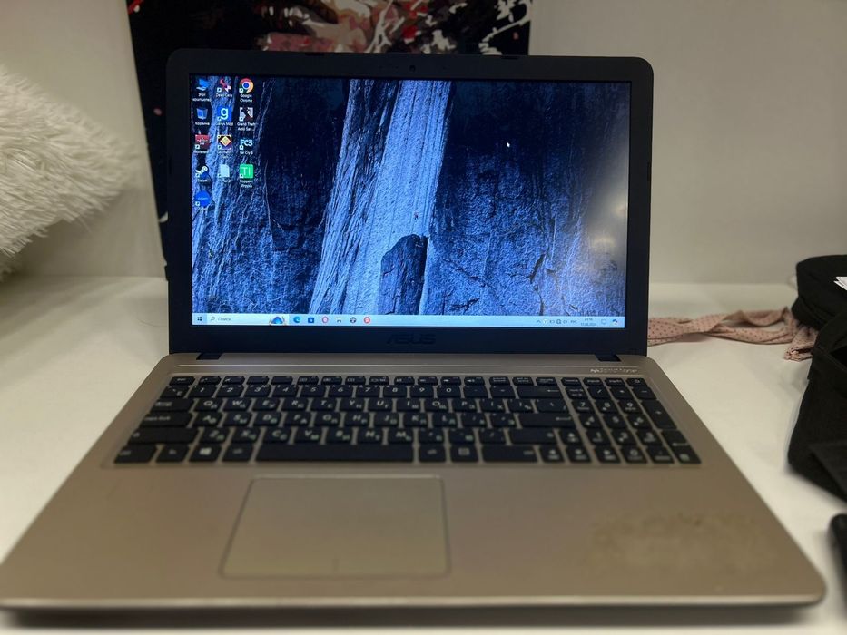 Старый ноутбук asus