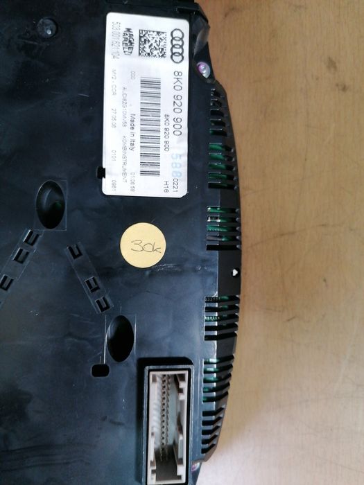 Ceasuri bord Audi A4 b8 motorizare benzină