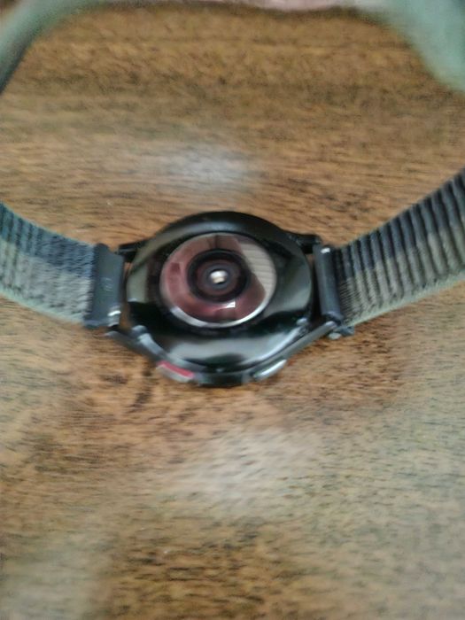 Galaxy Watch 4 Продаётся