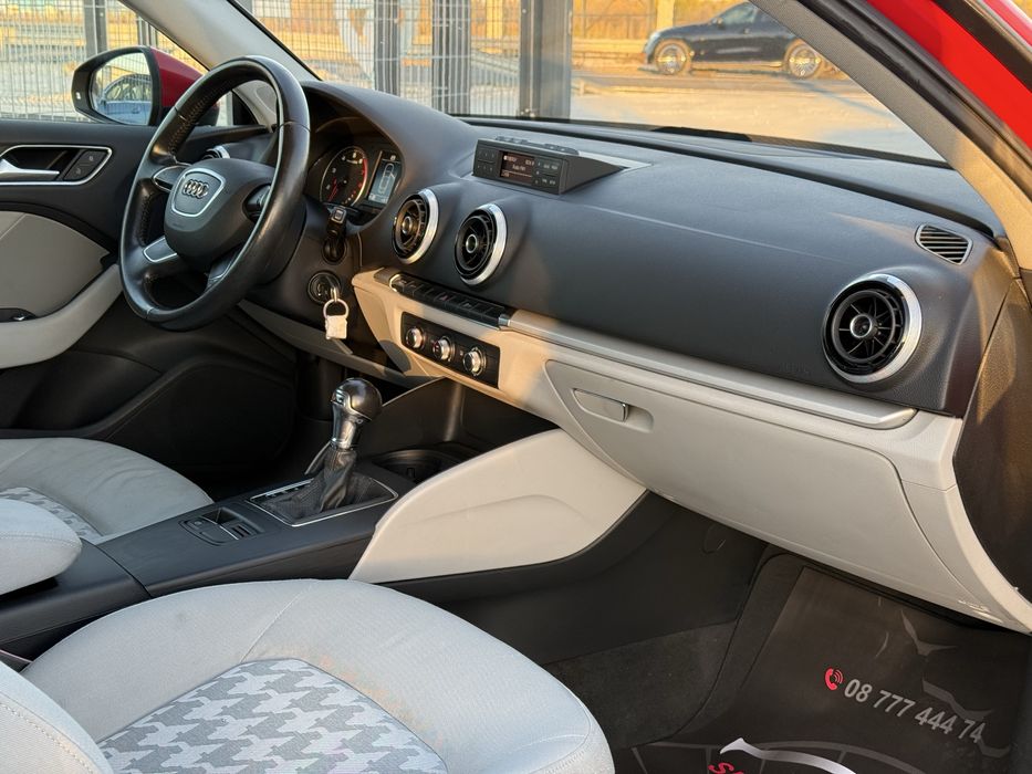 Audi A3 1.4i* 122к.с* АВТОМАТИК* 2015г* 94.000КМ*