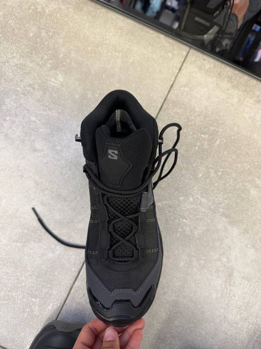 Salomon X Ultra 5 MID GTX qishki poxodlar uchun etik razmer 40,5