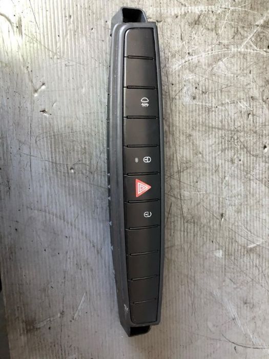 buton  avarie si inchidere deschidere centralizata smart forfour
