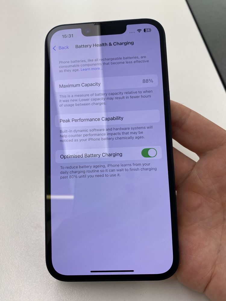 Продавам iphone 14