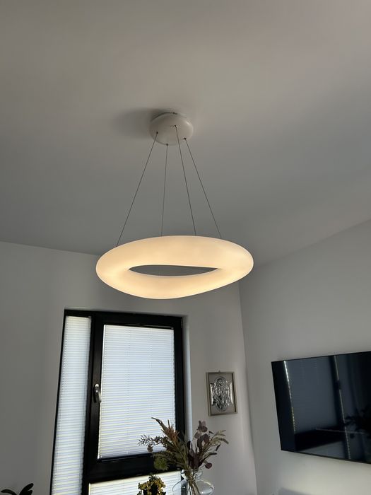 Lustra LED dimabila model deosebit