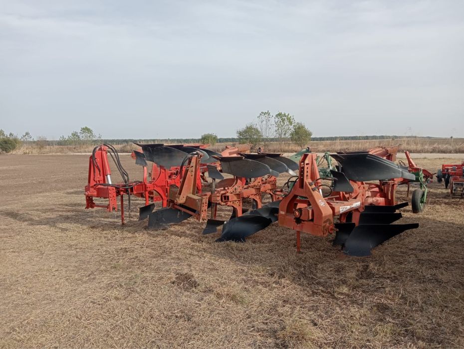 Plug reversibil Naud , Gregoire Besson