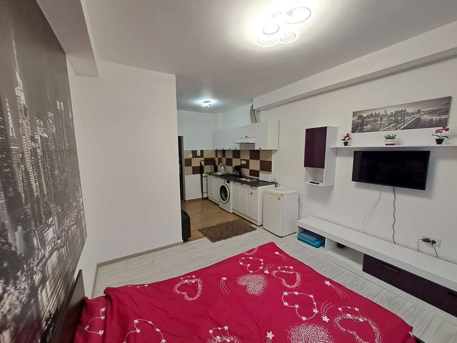 Garsoniera chirie regim hotelier (cu pat matrimonial)