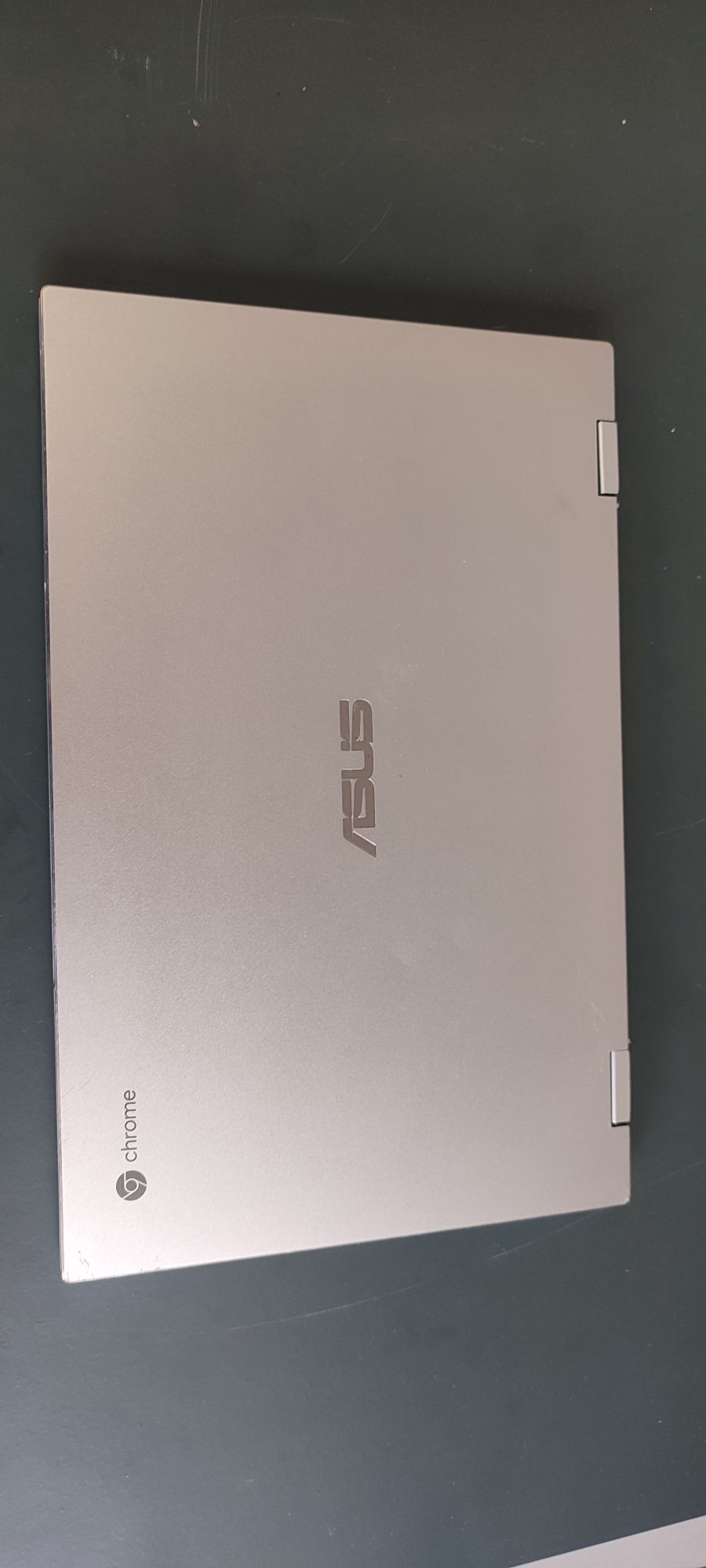 Laptop Asus chromebook c433t defect nu pornește