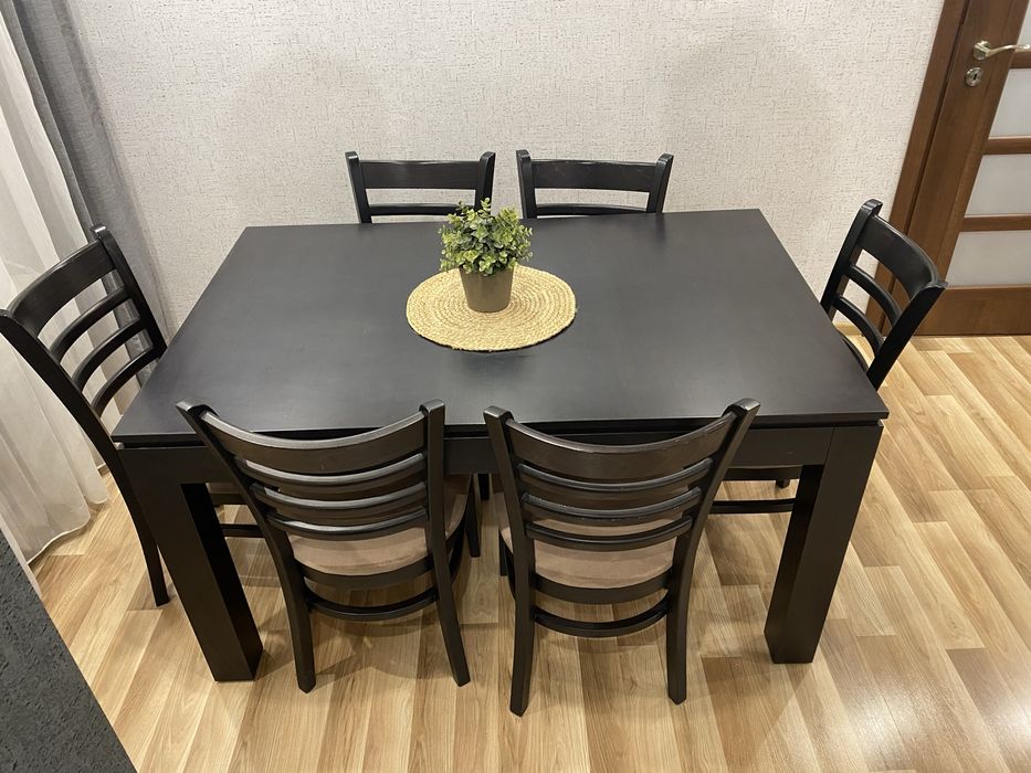 Трапезна маса 140/90 с шест сола масив