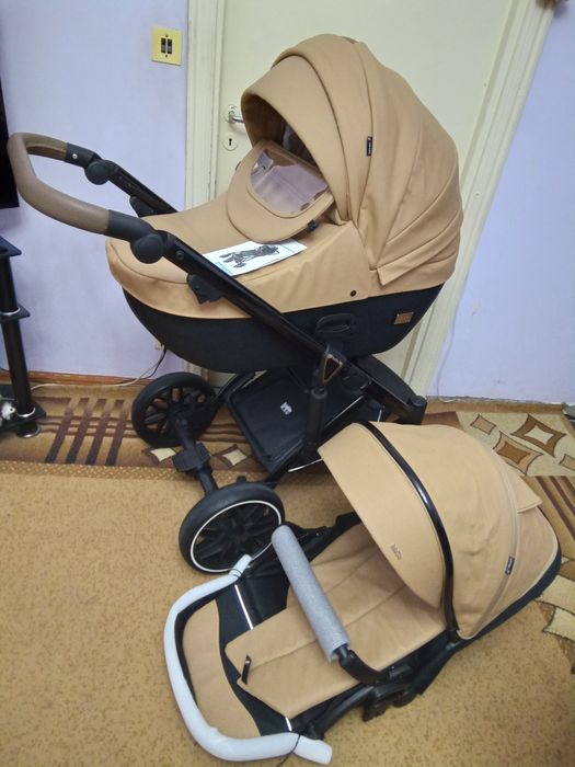 Детская коляска. Новая