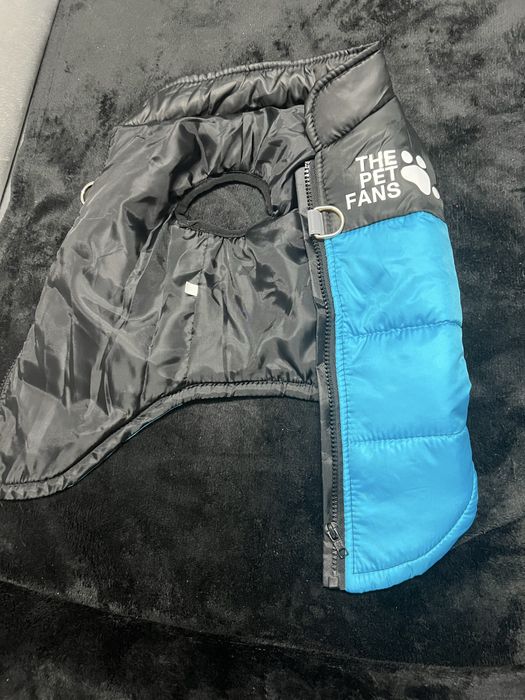 Geaca pentru catei de talie mica-medie