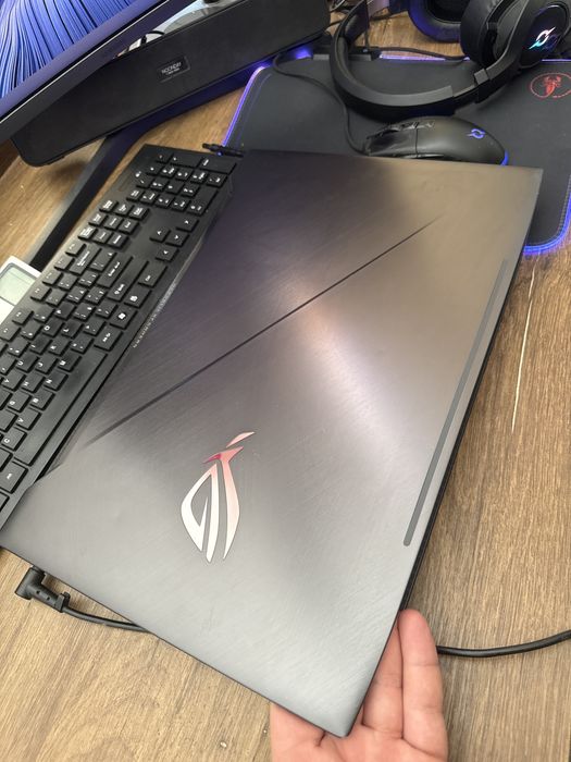 Laptop ASUS ROG GL703G