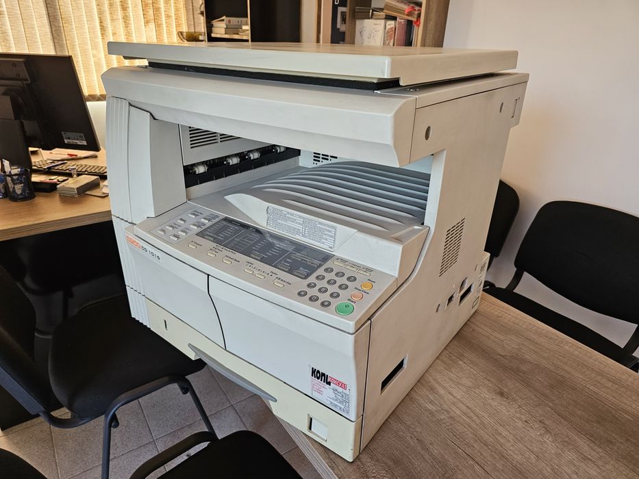 Принтер , скенер UTAX CD1016