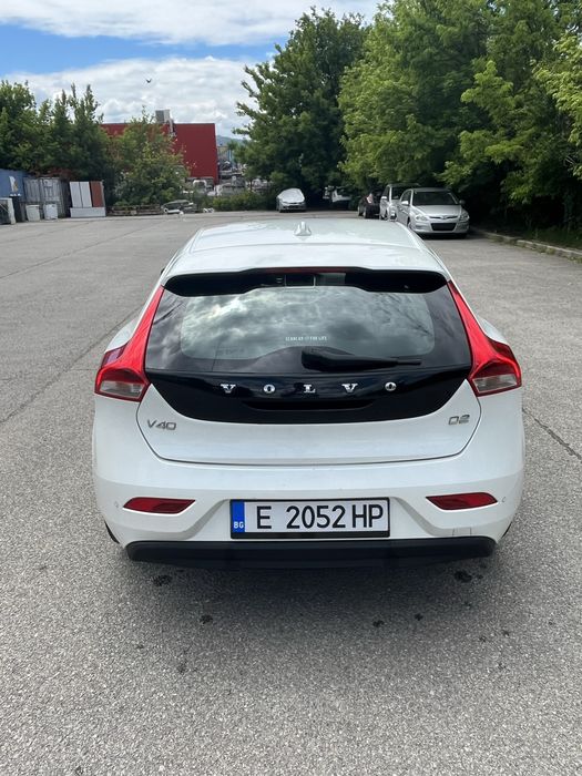 Volvo v40 1.6 дизел