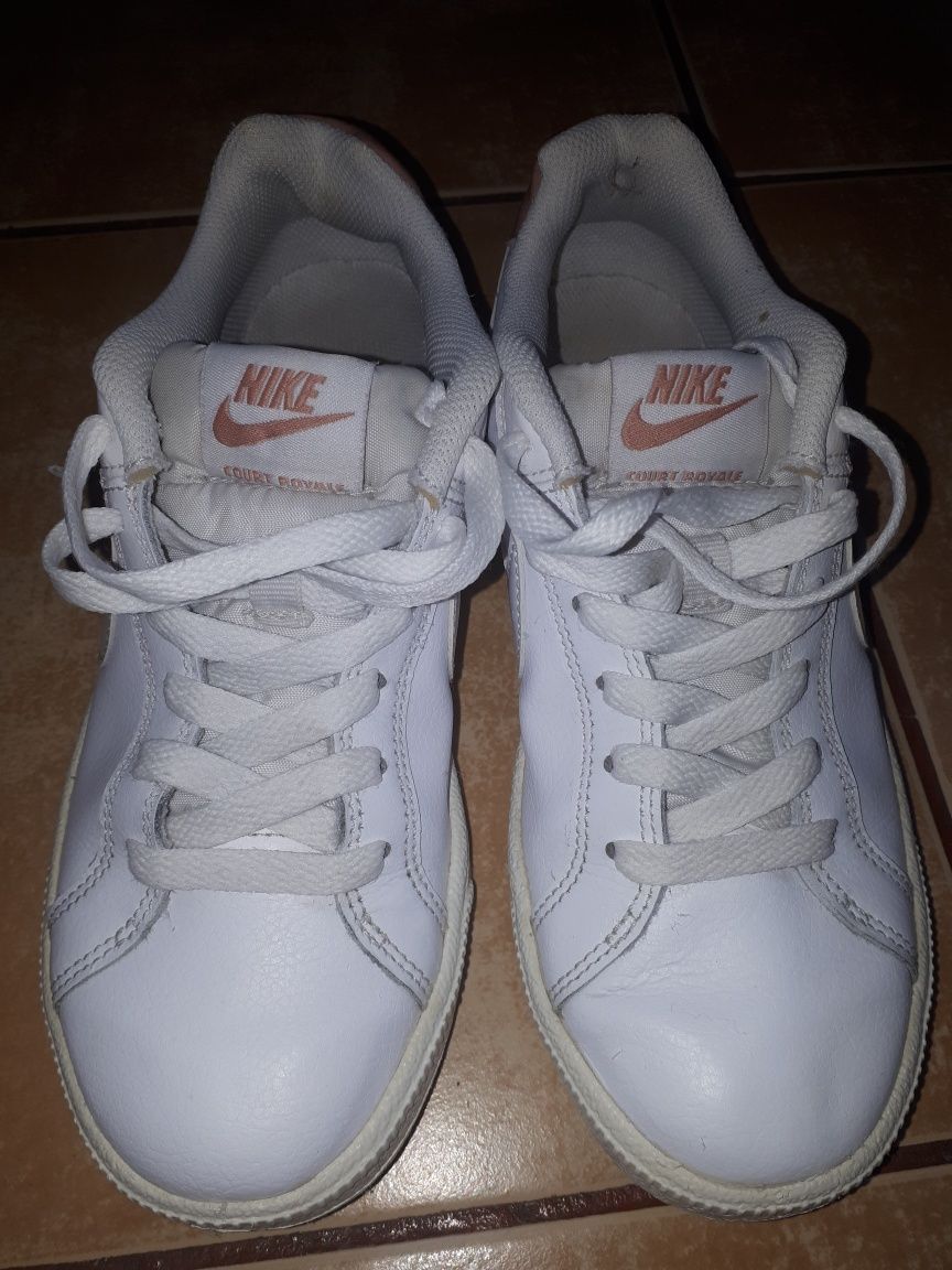 Sneakers dama, masura 36/5, marca Nike