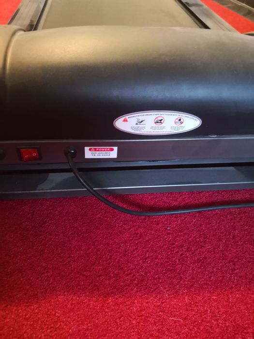 Vând bandă de alergat