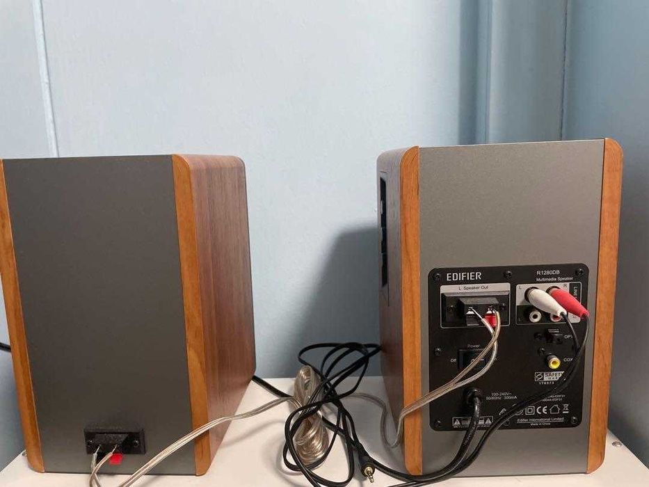 Boxe Bluetooth 24W de raft Edifier 2.0 maro galben sigilat cu garantie