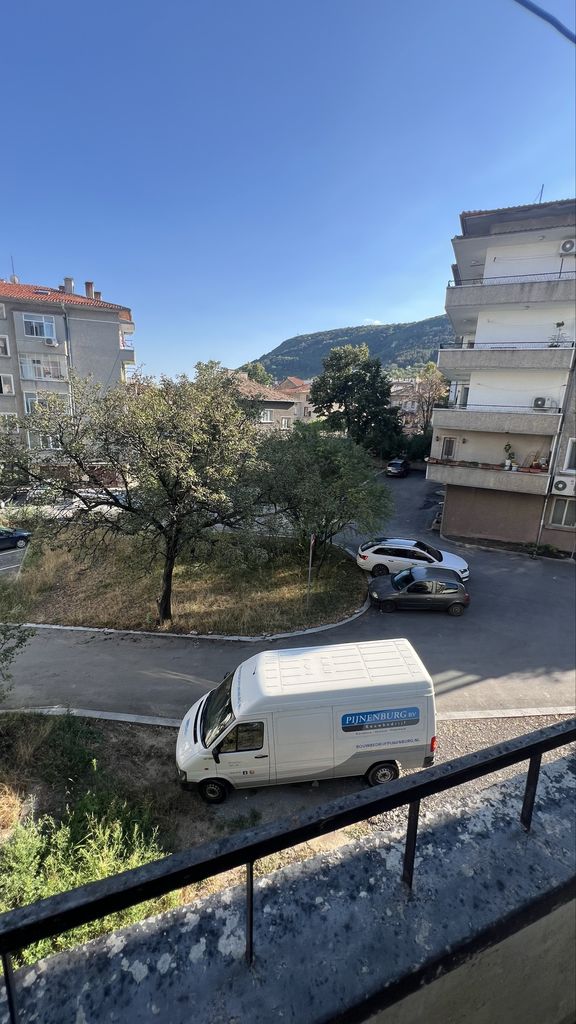Продава се Многостаен апартамент в Шумен, Център - 96 кв.м за 1275 €/кв.м - Снимка #10