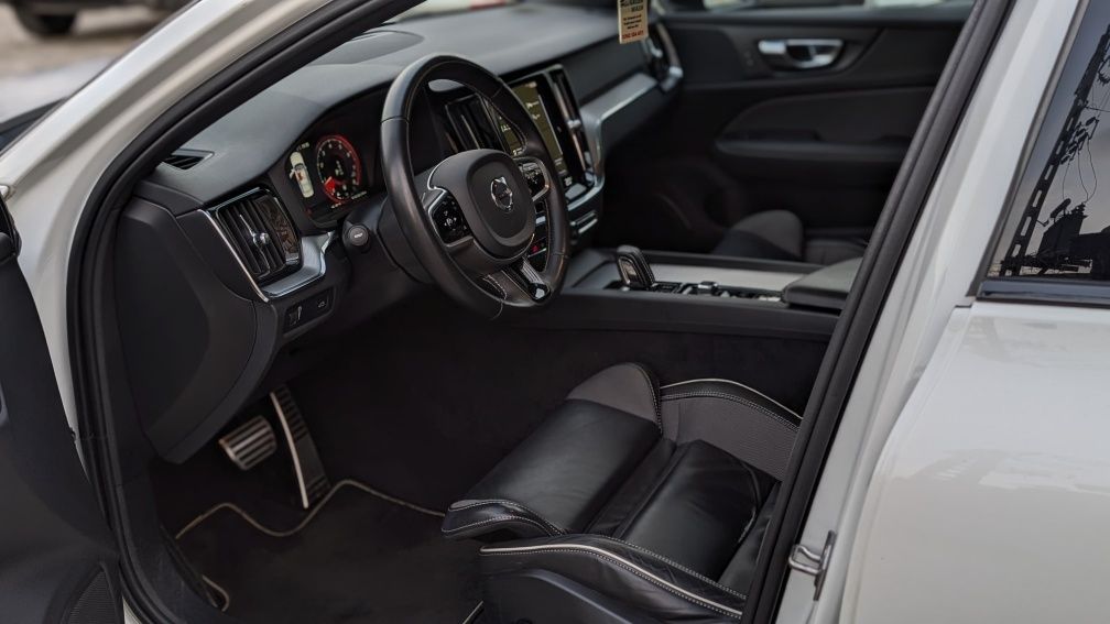 Volvo S60 R-line Matrix Recent adus impecabil garanție cash/rate