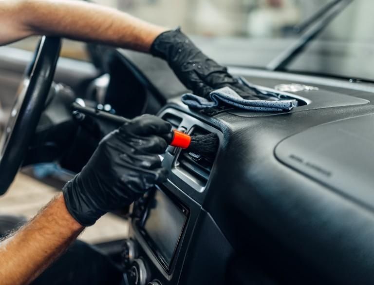 Detailing Auto - Curatare Profesionala