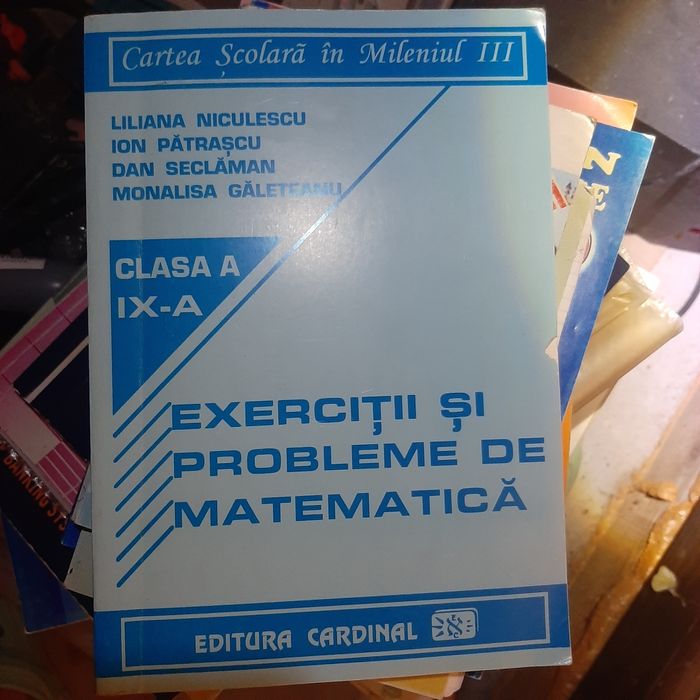 Lot manuale scolare