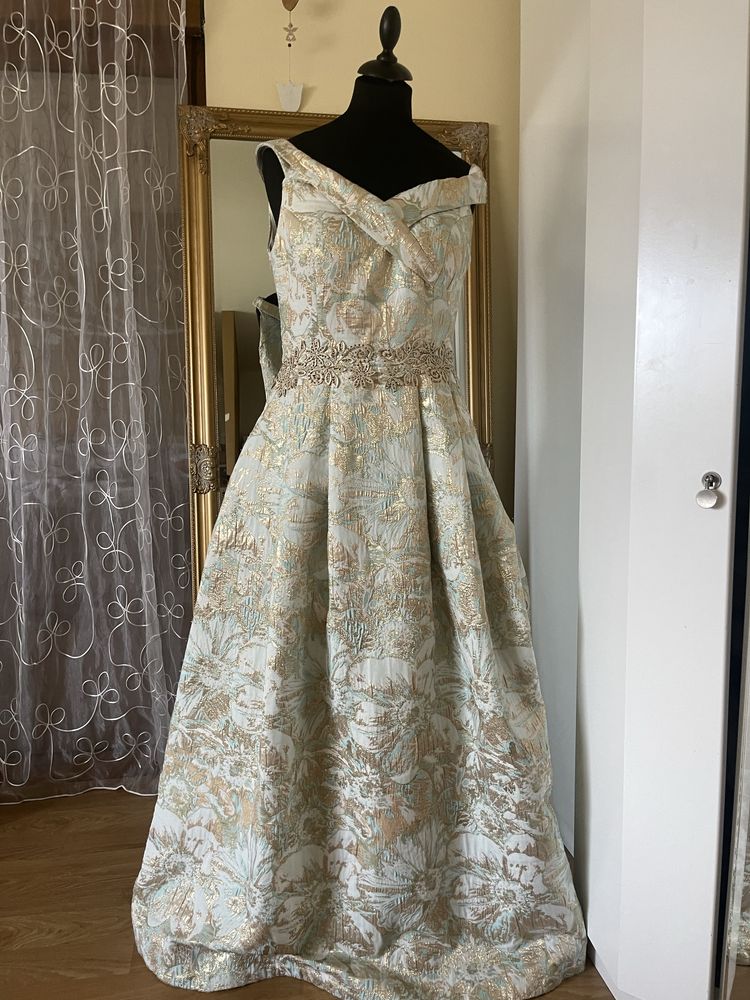 Rochie nunta deosebita
