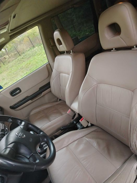 Vând Nissan x-trail T30