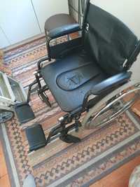 Инвалидное кресло/кресло каталка