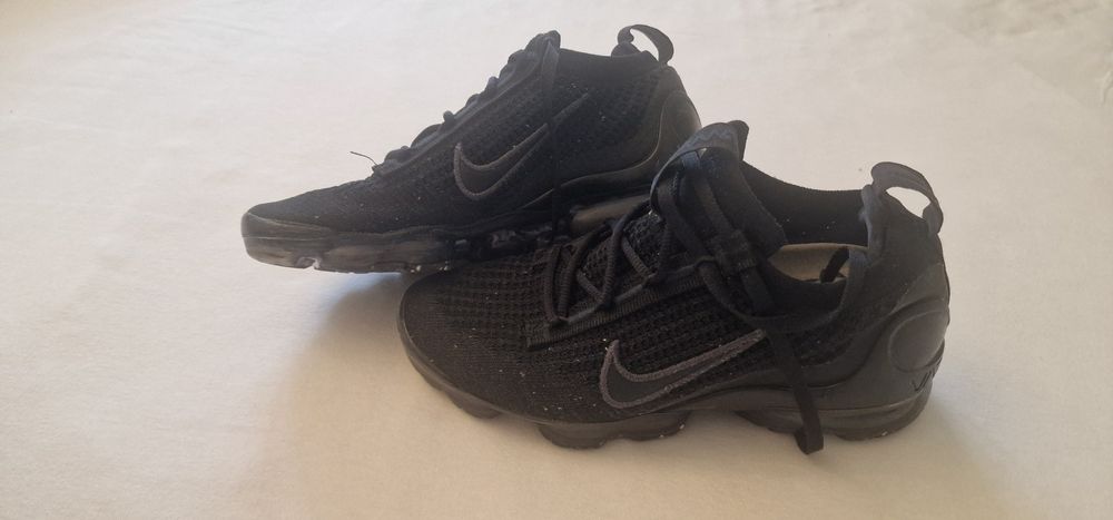 Adidasi nike originali