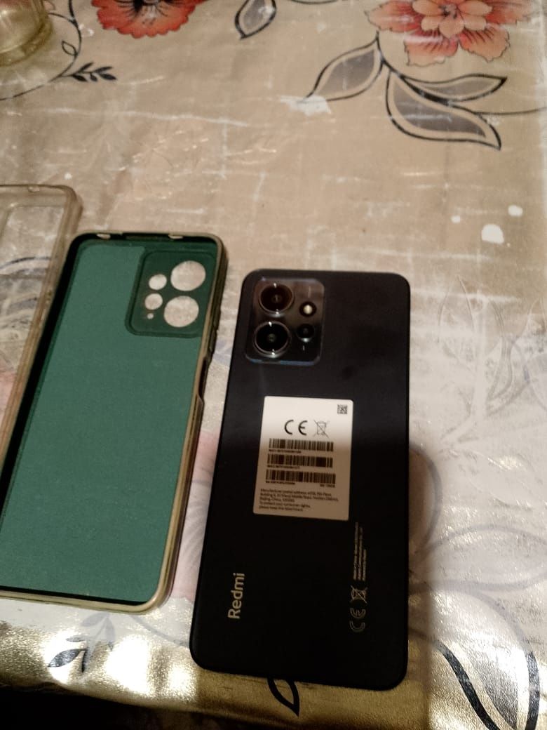 Продаю редми ноут 12