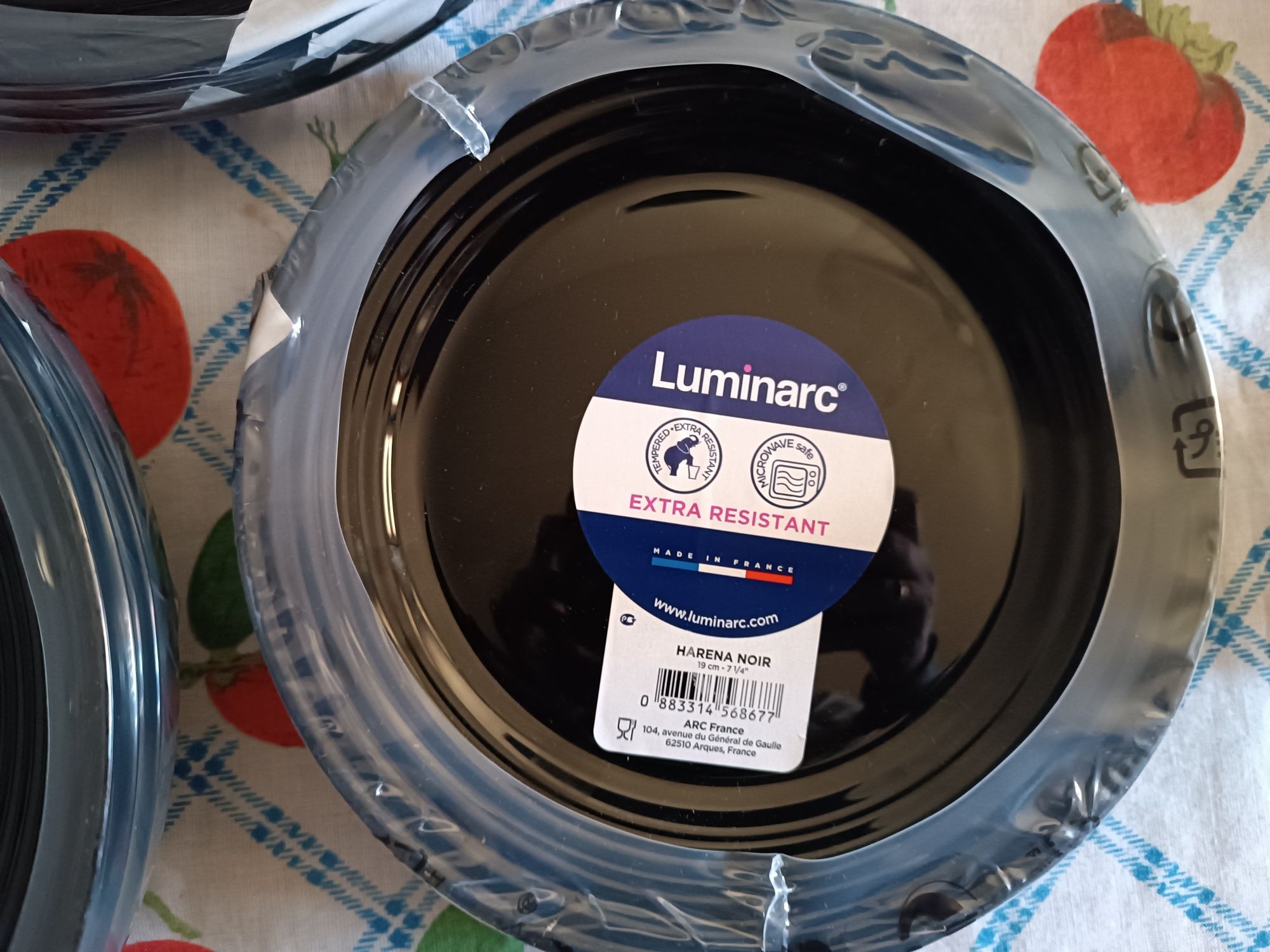 Luminarc Helena Black - НОВ сервиз за хранене 19 части
