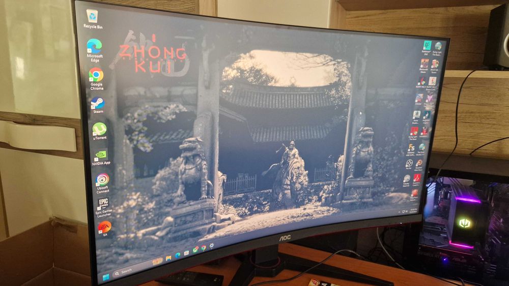 de vanzare monitor gaming aoc curbat