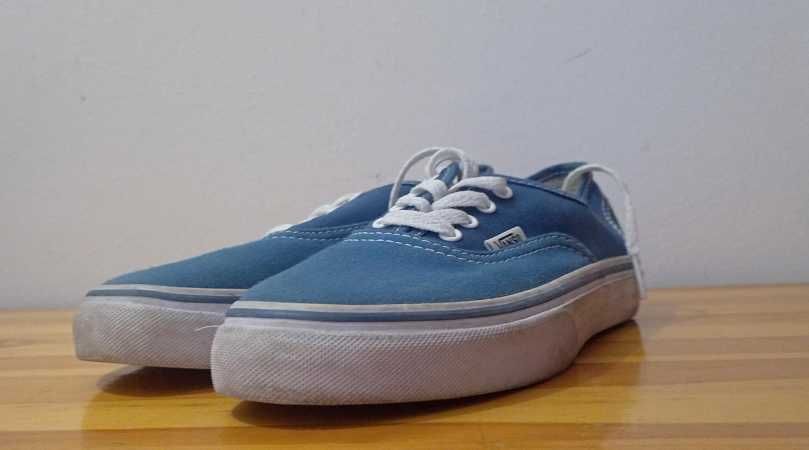 Оригинални кецове Vans - номер 33