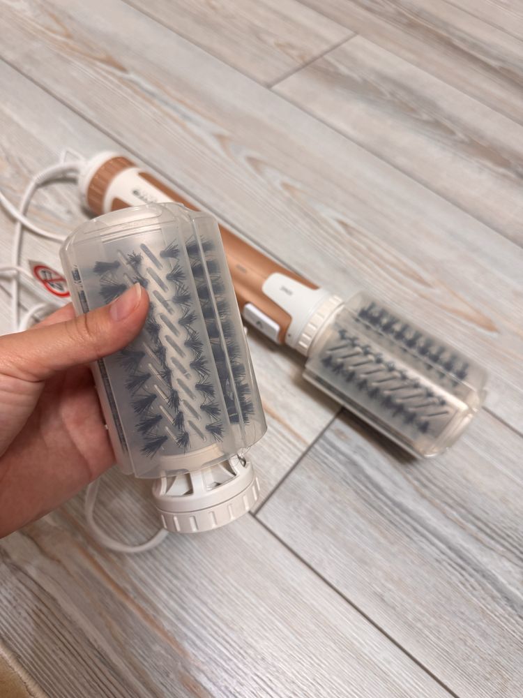 Philips эпилятор новая и фен щетка для волос