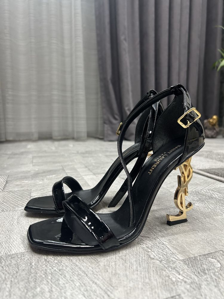 Дамски сандали на ток YSL