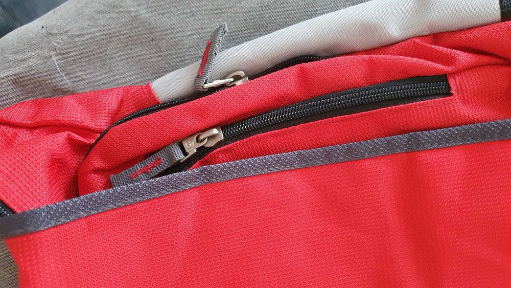 Geanta laptop swiss