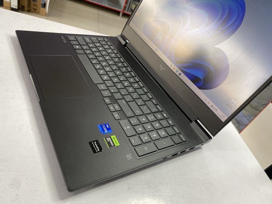Hp victus core i7 eng oxirgi pakalena RTX4060 8gb vidyokartalik