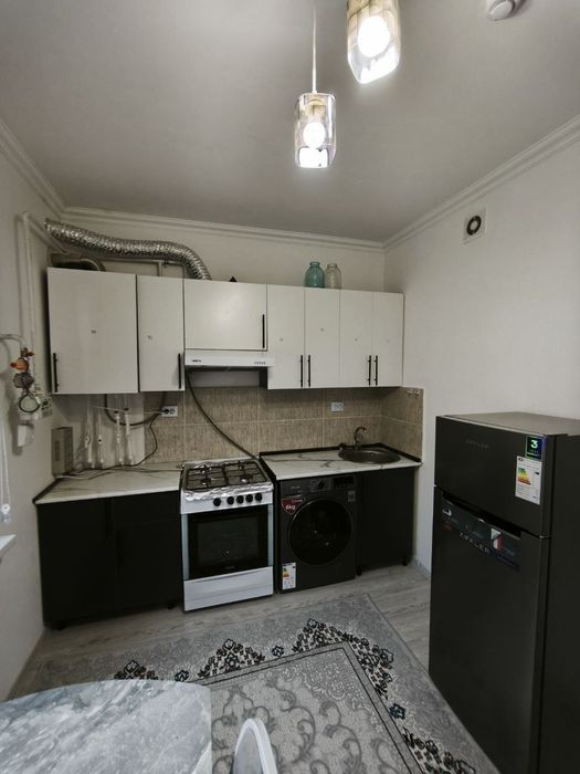 Chilonzor Oq tepa lavash Novza metro yonida kvartira