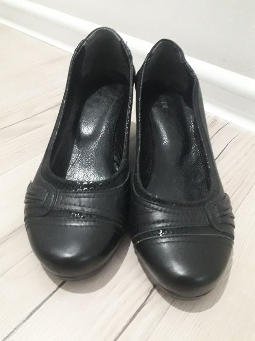 Женские кожаные туфли на удобной подошве. Комфортные и мягкие внутри.