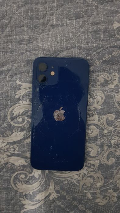 Iphone 12 karobka