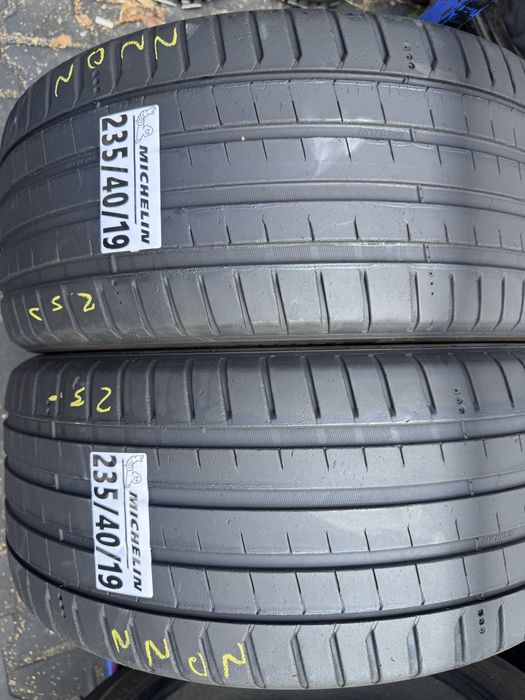 235/40/19 michelin