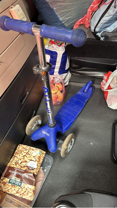 Role  / skateboard/peniboard