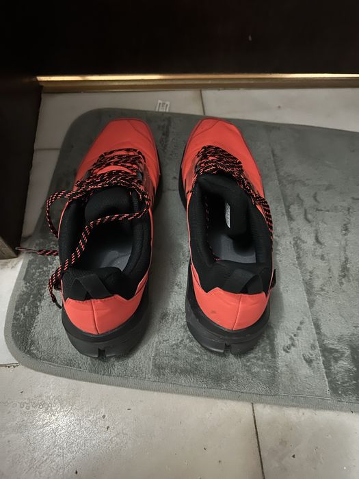 Спортни обувки Adidas Terrex - Оранжеви