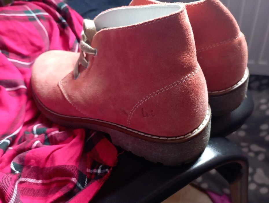 Vând ghete piele femei