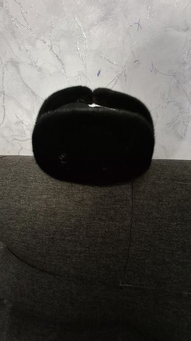 Продам норковую шапку ушанку