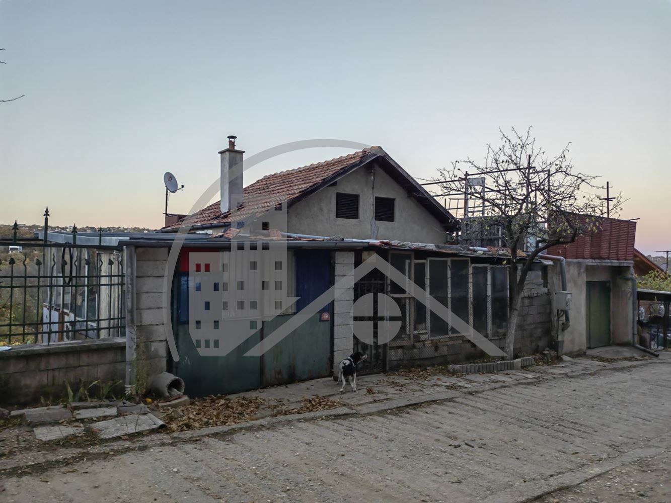 Къща във Варна област м-т Боровец площ 150 цена 52000
