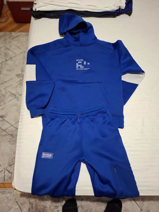 Дрехи за момче 13-14г всичко е по 8лв за бр.