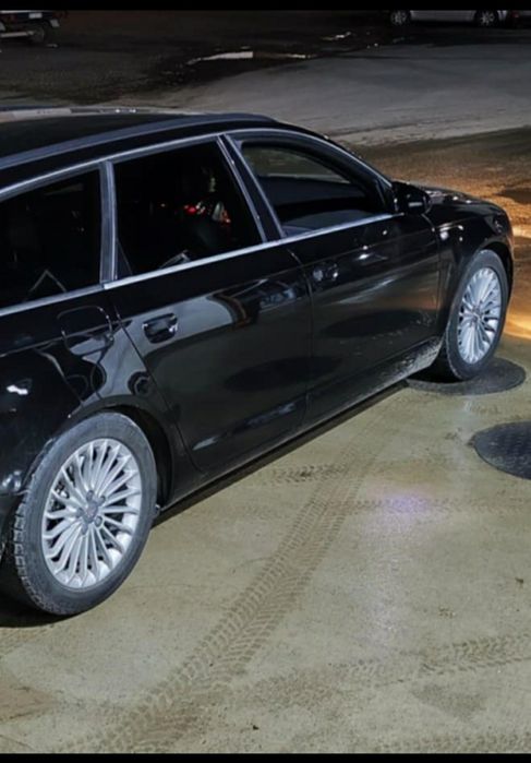 Джанти с гуми за Ауди в много добро състояние