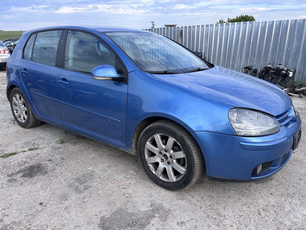 Vw Golf 5 1.6 fsi На части