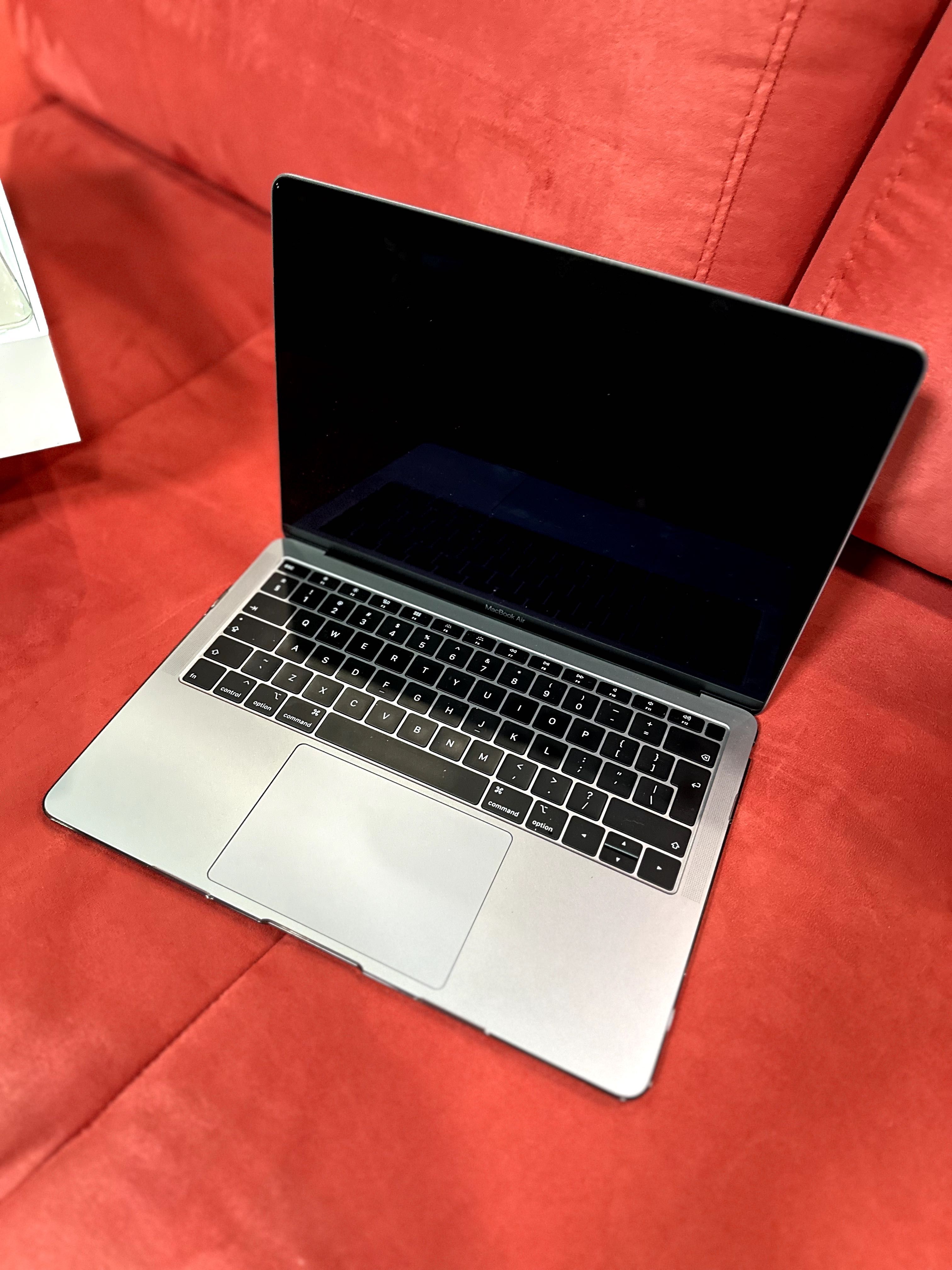 MacBook Air (Retina, 13-inch, 2018)