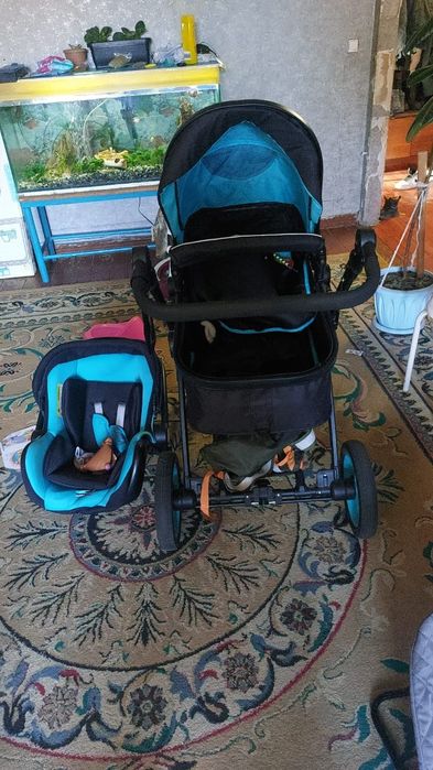 Продам коляску почти новую